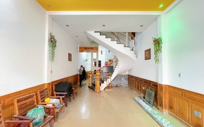 CHO THUÊ NHÀ NGUYÊN CĂN GẦN SÁT TRUNG TÂM THƯƠNG MẠI PHÚ XUÂN