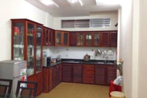 BÁN NHÀ MẶT TIỀN KINH DOANH Y JUT ĐỐI DIỆN CHỢ LỚN BUÔN MA THUỘT